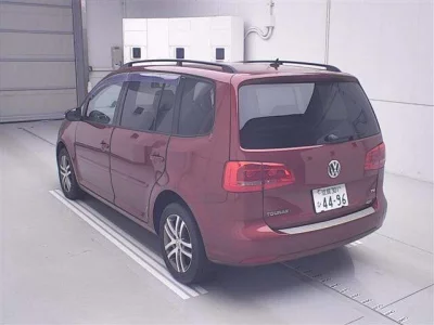 Volkswagen GOLF TOURAN