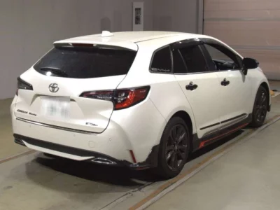 Toyota COROLLA TOURING  с аукциона в Японии