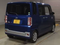 Toyota PIXIS MEGA лот № 80005 оценка 3.5  с аукциона в Японии 1