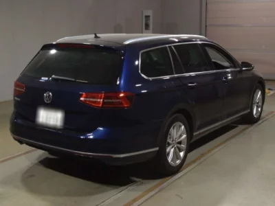 Volkswagen PASSAT VARIANT
