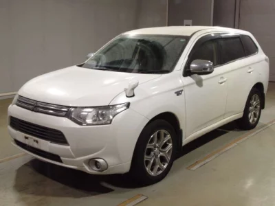 Mitsubishi OUTLANDER PHEV