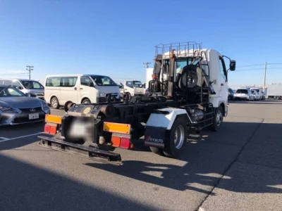 Mitsubishi FUSO FIGHTER