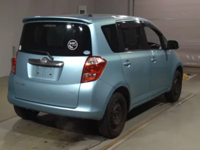 Toyota RACTIS  с аукциона в Японии