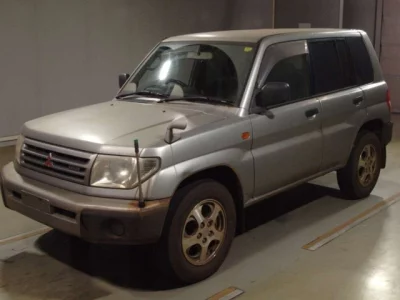 Mitsubishi PAJERO IO  с аукциона в Японии