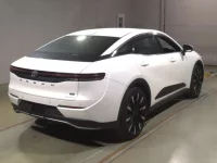 Toyota CROWN CROSSOVER лот № 2242 оценка 4.5  с аукциона в Японии 1