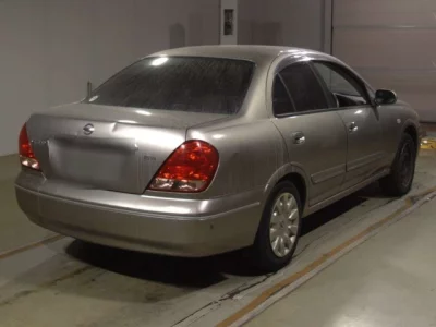 Nissan SYLPHY  с аукциона в Японии