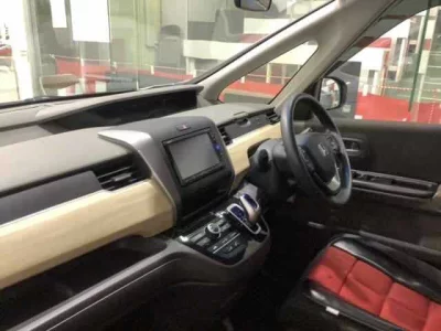 Honda FREED  с аукциона в Японии