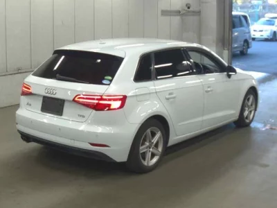Audi A3  с аукциона в Японии
