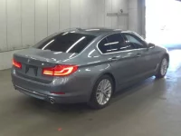 BMW 5-Series лот № 331 оценка 4  с аукциона в Японии 1