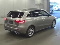 Mercedes-Benz B CLASS лот № 322 оценка 4  с аукциона в Японии 1