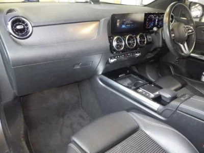 Mercedes-Benz B CLASS