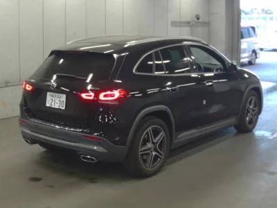 Mercedes-Benz GLA CLASS