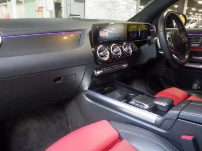 Mercedes-Benz GLA CLASS