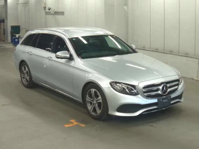 Mercedes-Benz E CLASS WAGON