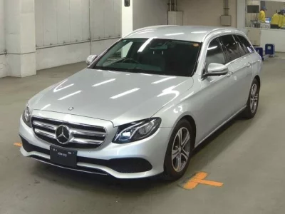 Mercedes-Benz E CLASS WAGON