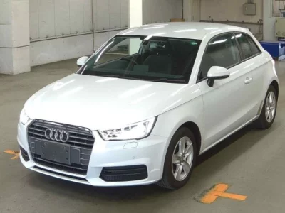 Audi A1  с аукциона в Японии