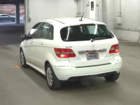 Mercedes-Benz B CLASS лот № 3 оценка 4  с аукциона в Японии 4