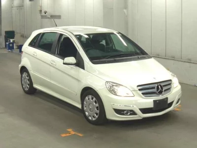 Mercedes-Benz B CLASS  с аукциона в Японии
