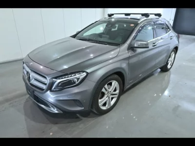 Mercedes-Benz GLA CLASS