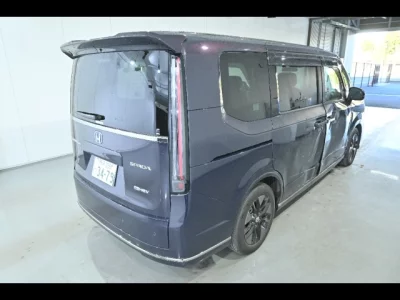 Honda STEP WAGON  с аукциона в Японии