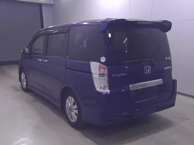 Honda STEP WAGON