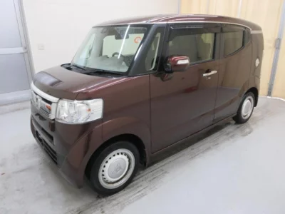 Honda N BOX SLASH