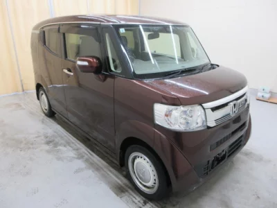 Honda N BOX SLASH