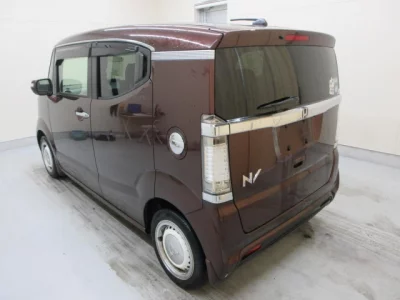 Honda N BOX SLASH