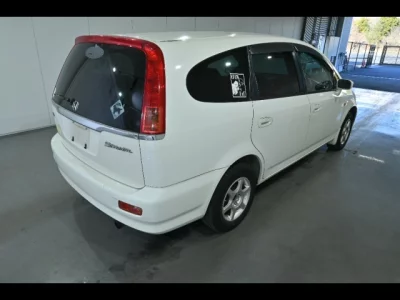 Honda STREAM  с аукциона в Японии