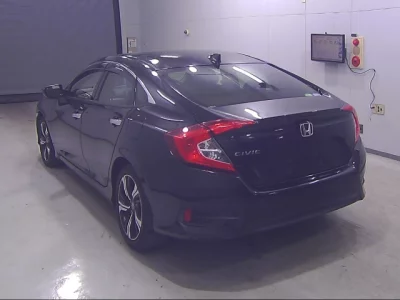 Honda CIVIC  с аукциона в Японии
