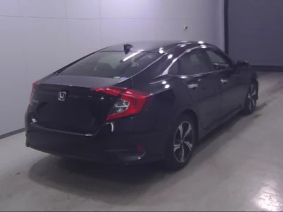 Honda CIVIC  с аукциона в Японии
