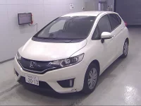 Honda FIT лот № 19107 оценка 3.5  с аукциона в Японии 1