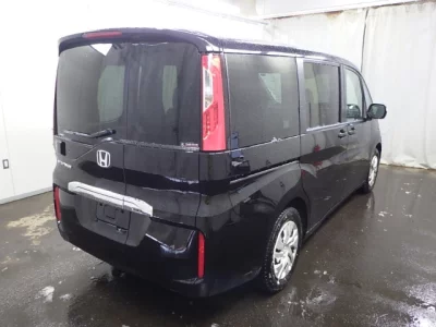 Honda STEP WAGON  с аукциона в Японии