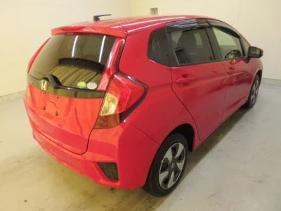 Honda FIT  с аукциона в Японии
