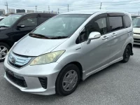 Honda FREED лот № 25014 оценка R  с аукциона в Японии 1