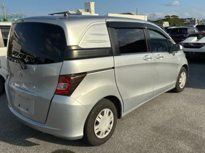 Honda FREED  с аукциона в Японии