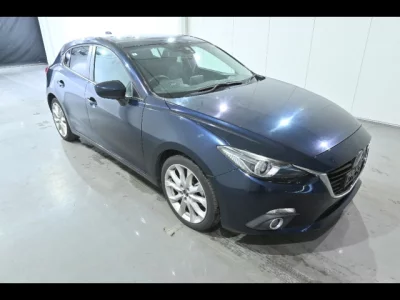 Mazda AXELA  с аукциона в Японии