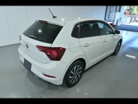 Volkswagen POLO лот № 20332 оценка 5  с аукциона в Японии 2