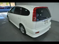 Honda STREAM лот № 29157 оценка 3.5  с аукциона в Японии 3