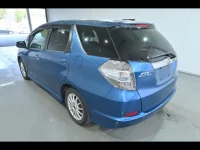 Honda FIT SHUTTLE лот № 29107 оценка 3  с аукциона в Японии 3