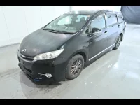 Toyota WISH лот № 20322 оценка R  с аукциона в Японии 1