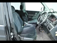 Honda STEP WAGON лот № 29158 оценка 3  с аукциона в Японии 5