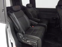 Honda STEP WAGON лот № 10238 оценка 3.5  с аукциона в Японии 6