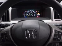 Honda STEP WAGON лот № 10311 оценка 3.5  с аукциона в Японии 9