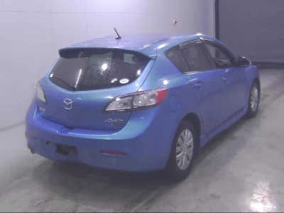 Mazda AXELA  с аукциона в Японии