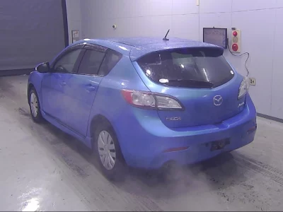 Mazda AXELA  с аукциона в Японии