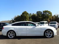 Audi A5 лот № 33514 оценка 3.5  с аукциона в Японии 4