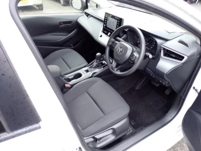 Toyota COROLLA TOURING  с аукциона в Японии