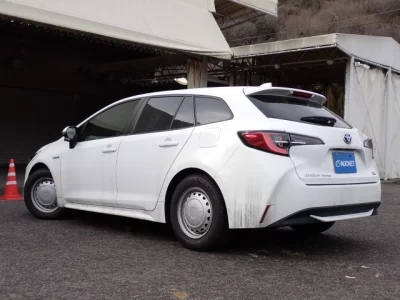 Toyota COROLLA TOURING  с аукциона в Японии