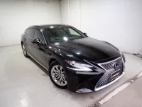 Lexus LS лот № 11018 оценка 4  с аукциона в Японии 3